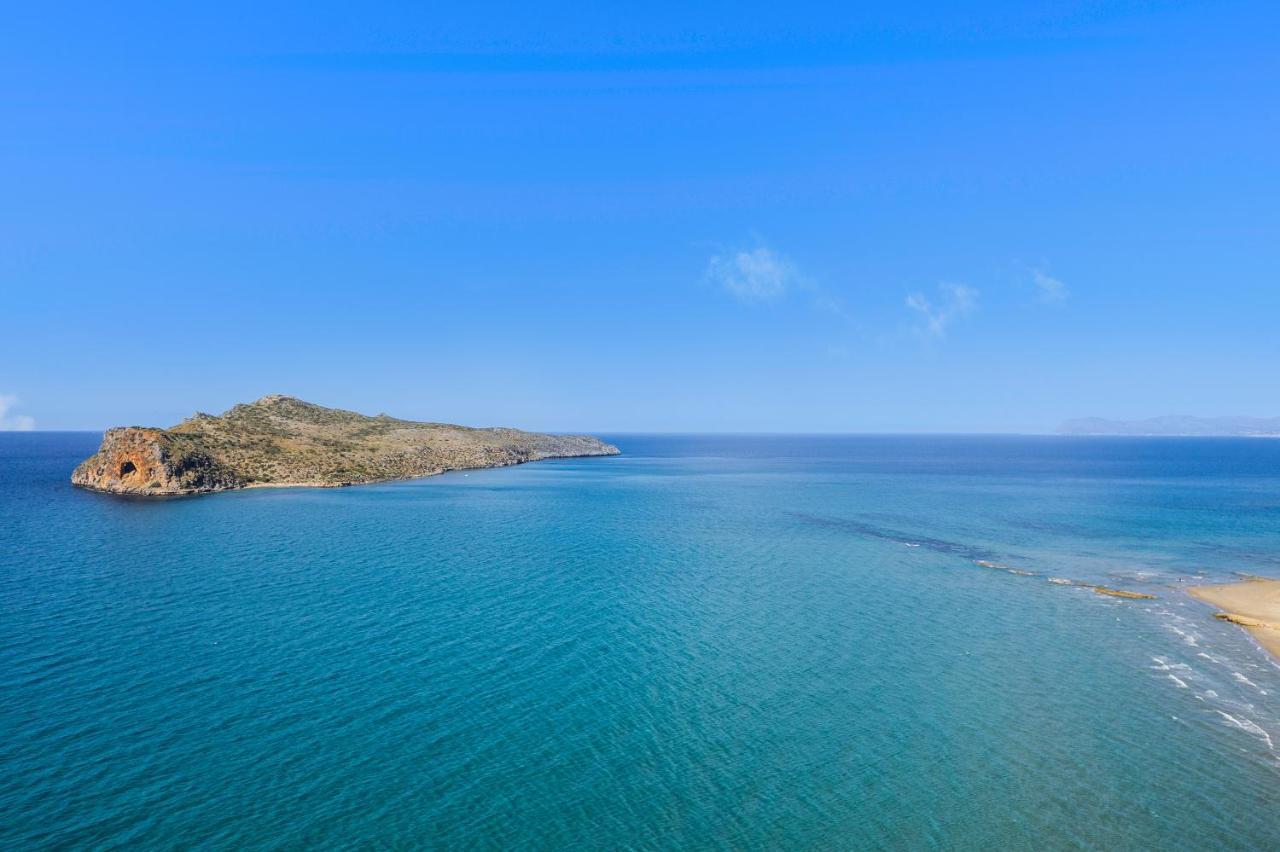 Ostrakon Suites Agia Marina المظهر الخارجي الصورة