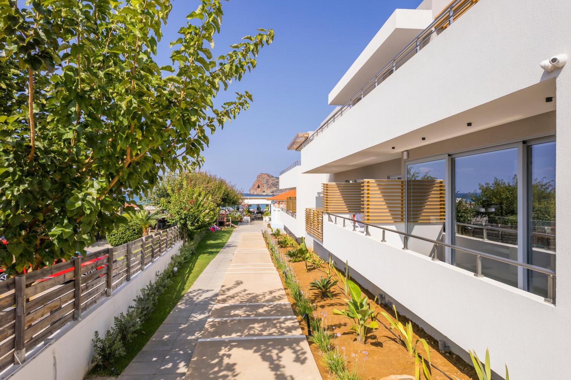 Ostrakon Suites Agia Marina المظهر الخارجي الصورة