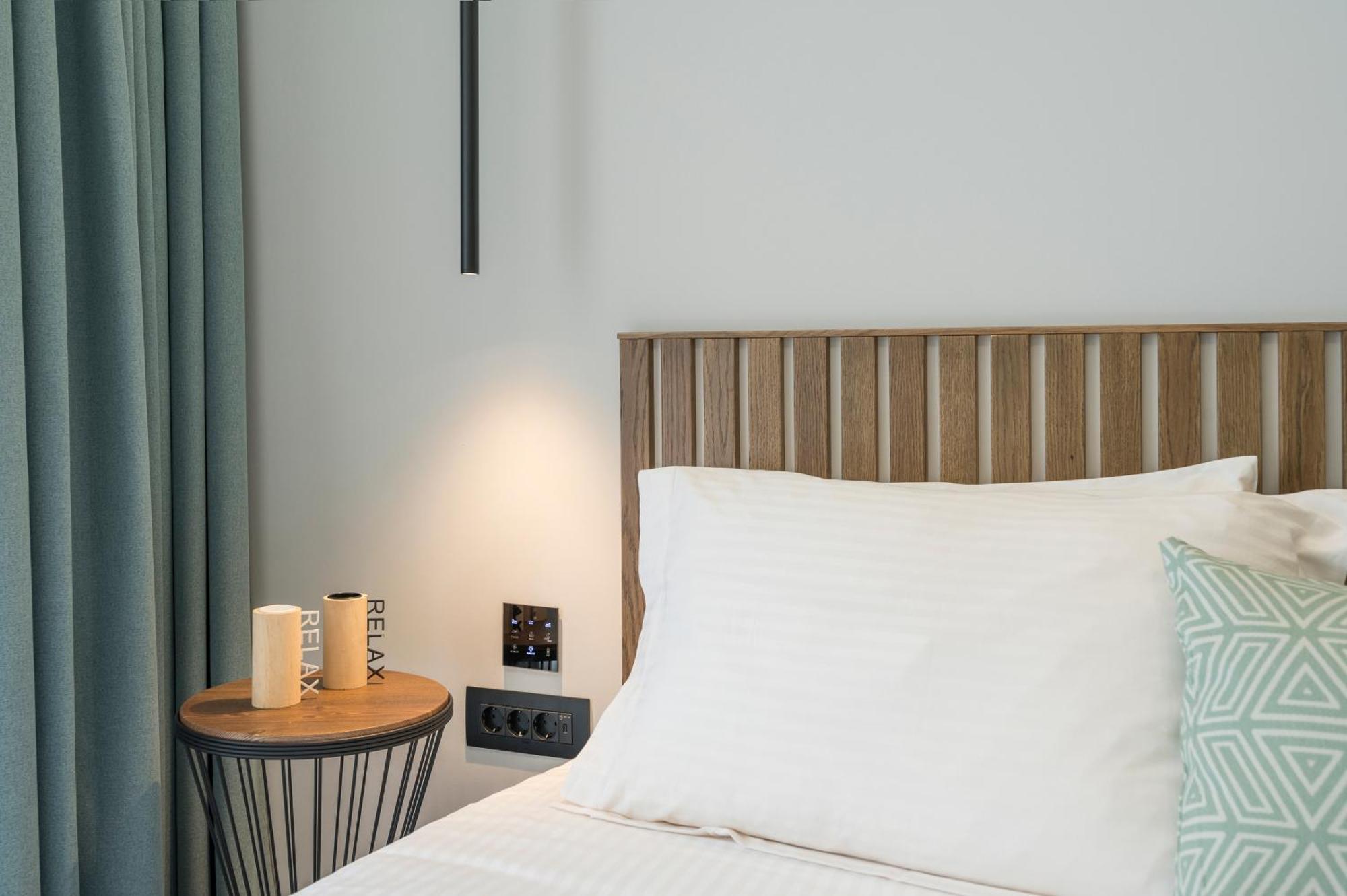 Ostrakon Suites Agia Marina المظهر الخارجي الصورة