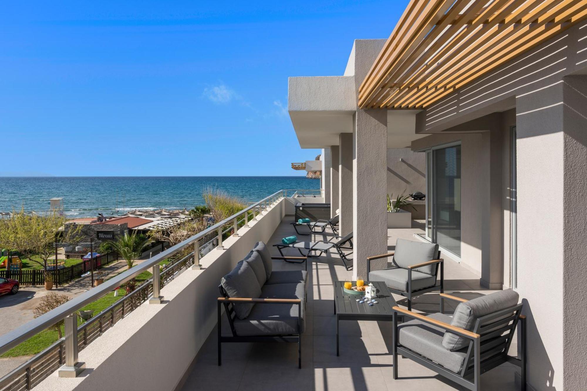 Ostrakon Suites Agia Marina المظهر الخارجي الصورة